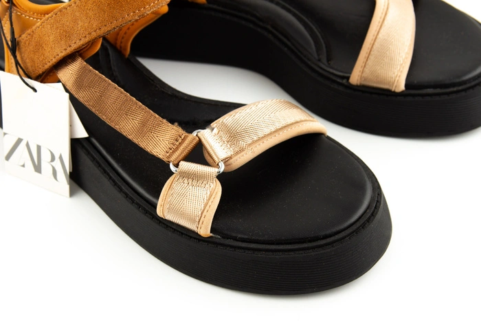 Sandały damskie ZARA na platformie na rzepy brązowe r. 40