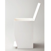 Kosz na śmieci Yamazaki Sanitary Step Trash Can biały 4L